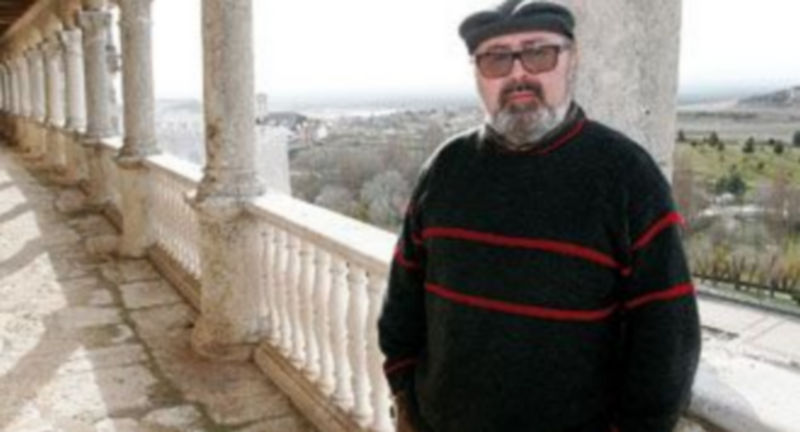 Juan Carlos LLorente en la galería de la fachada sur del Castillo