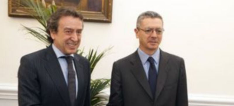 José Antonio de Santiago-Juárez y Alberto Ruiz Gallardón./ICAL