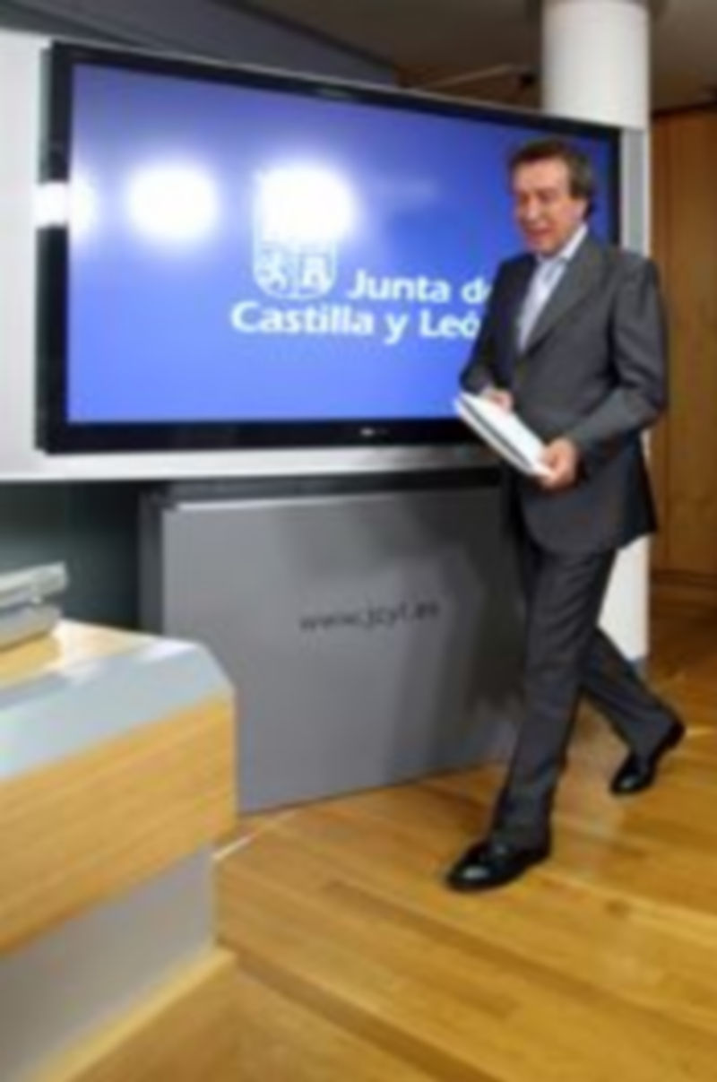 El consejero de la Presidencia y portavoz