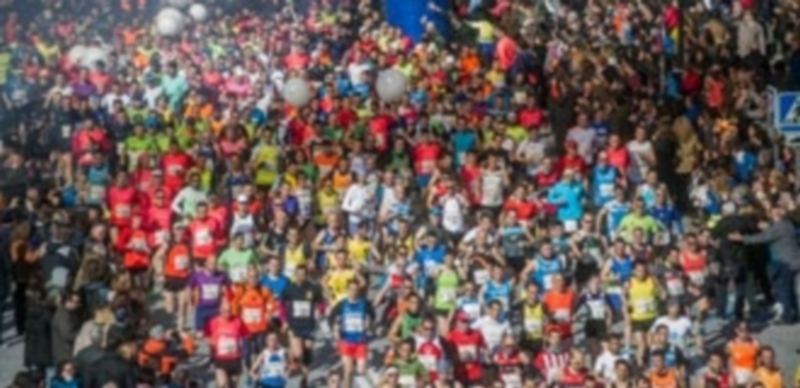 Vista aérea de la salida de la Media Maratón Ciudad de Segovia