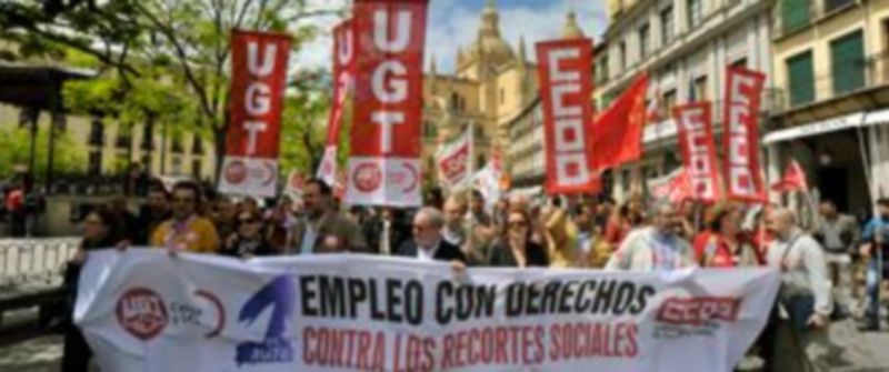 Pancarta que portaron los trabajadores por las calles de Segovia. / KAMARERO