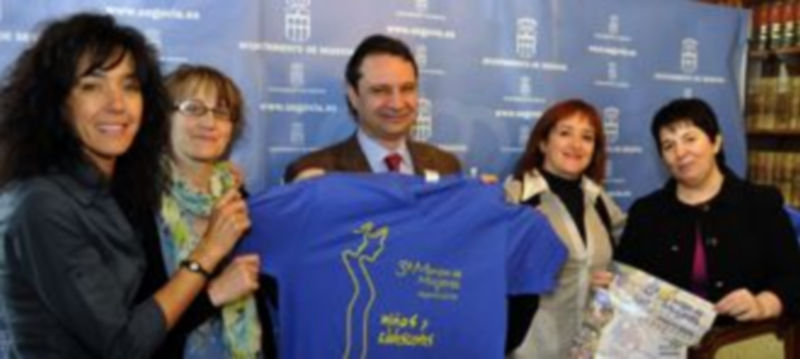 Un momento de la presentación de la Marcha a los medios./ JUAN MARTÍN