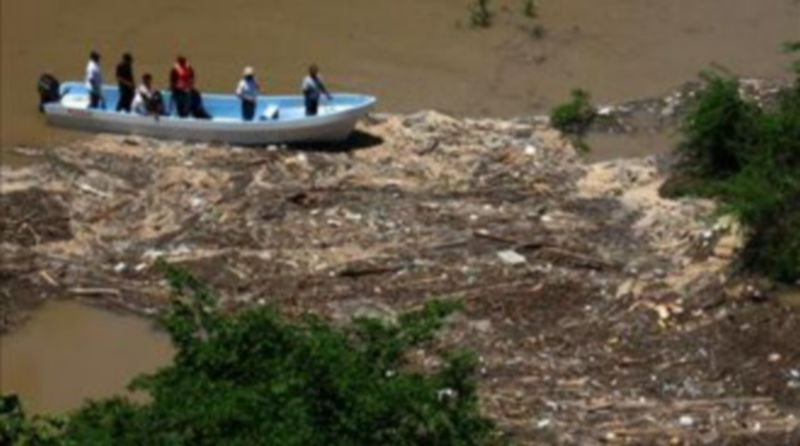 Socorristas mexicanos localizaron otro cadáver hoy