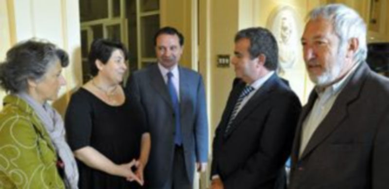 La presentación tuvo lugar hoy en el Ayuntamiento. / ALBERTO BENAVENTE