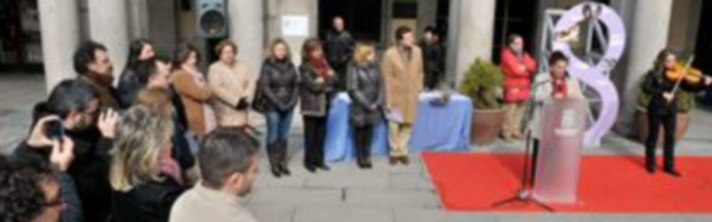 Un momento del acto celebrado esta mañana en la Plaza Mayor. / KAMARERO