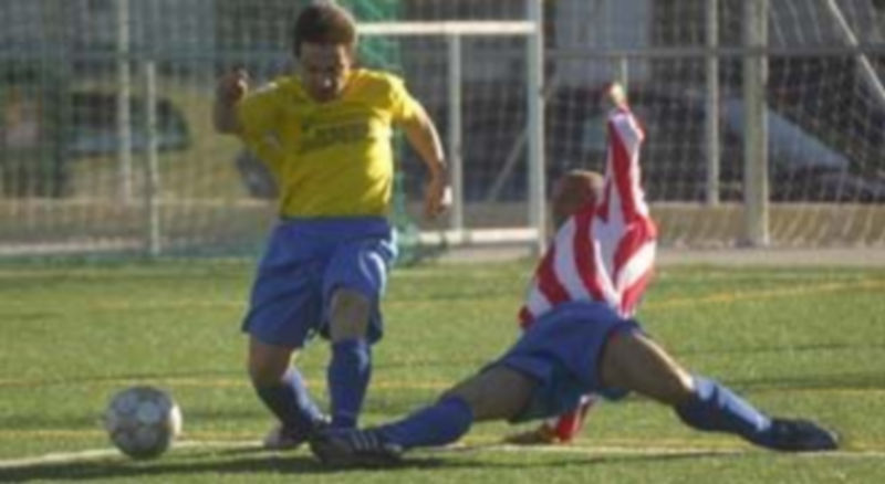 Más de 100 equipos se han apuntado a los Juegos Deportivos Municipales 1 Instante de un encuentro anterior de fútbol siete de los Juegos Deportivos Municipales. / Kamarero.