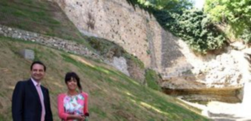 Arahuetes y De Santos