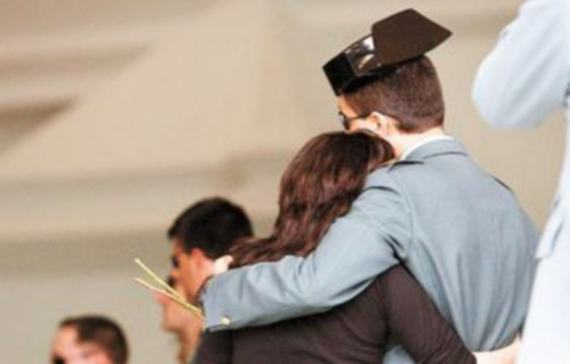 Todos los grupos parlamentarios respaldan de manera unánime la nueva ley de reconocimiento y protección a las víctimas. / Efe