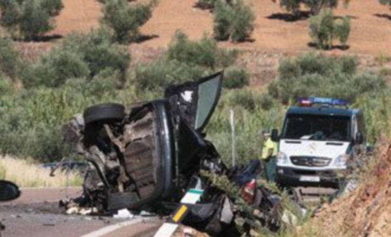 La colisión entre los dos vehículos fue de una virulencia extraordinaria debido al exceso de velocidad del BMW