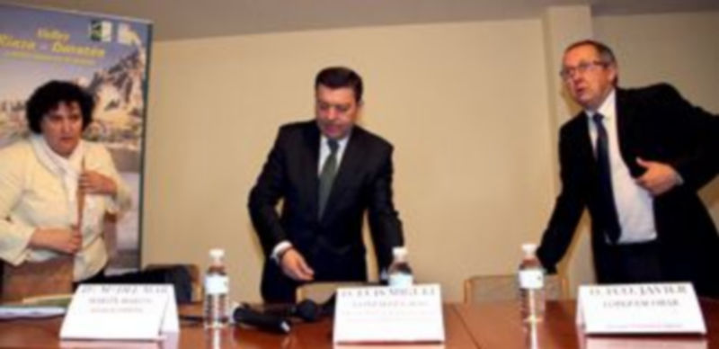 La Junta aboga por mancomunidades “mejor hechas” 1 El director de Ordenación del Territorio y Administración Local de la Junta