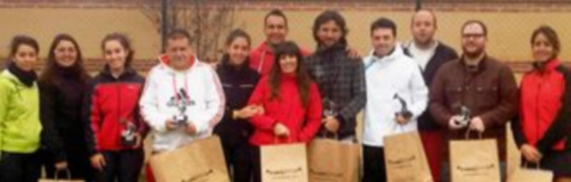Imagen con todos los premiados en la quinta prueba del Circuito de Pádel de Segovia. / El Adelantado