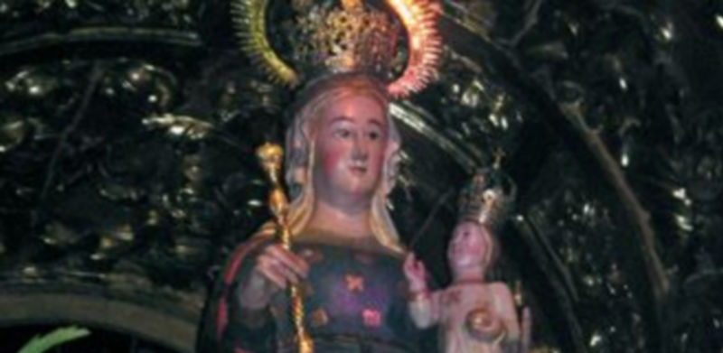 La imagen de Virgen de la Peña