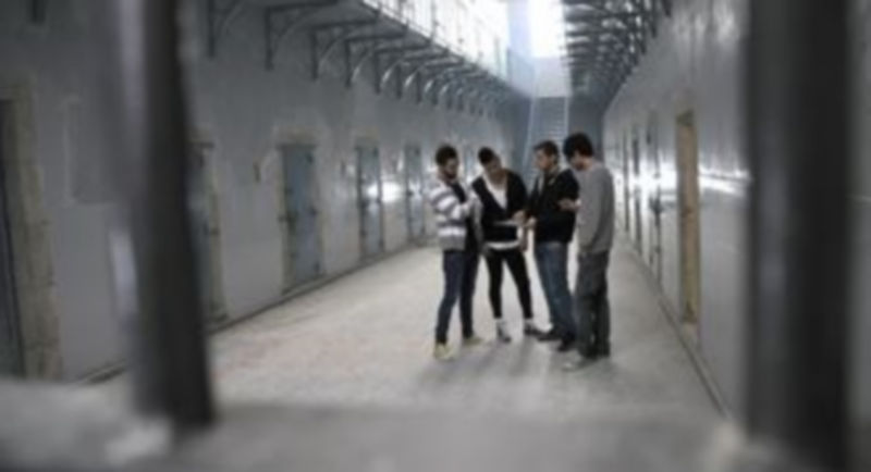 Los componentes de Pignoise graban su nuevo videoclip en Segovia./ ALBERTO BENAVENTE