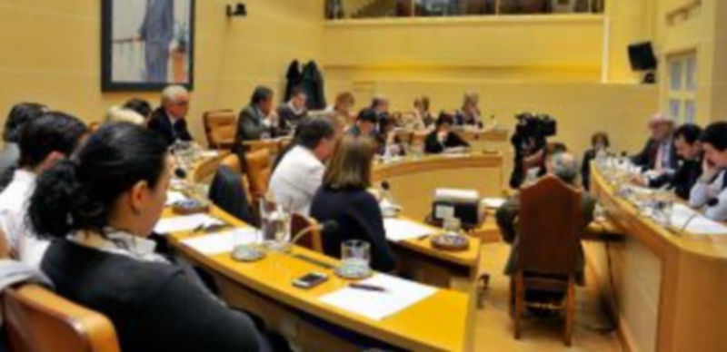 El Ayuntamiento pide que se mantenga el uso sanitario del Policlínico 1 pleno kama5