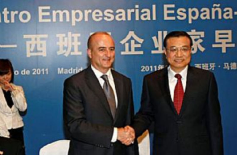 El ministro de Industria