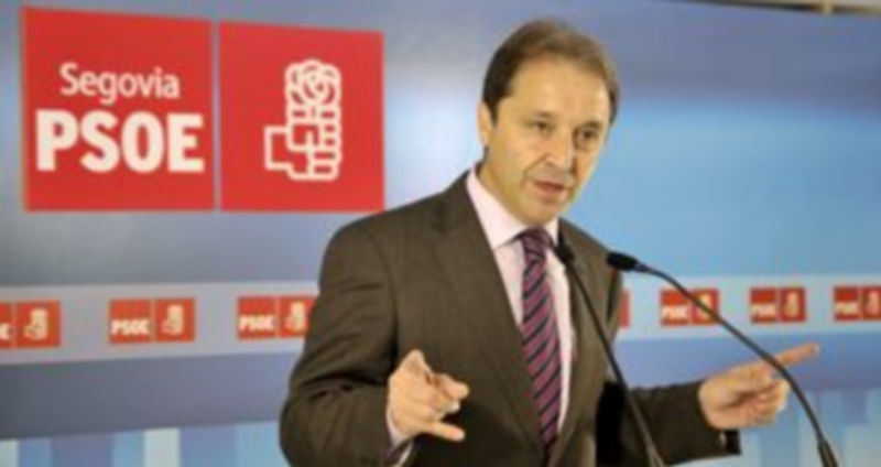 El PSOE urge la mejora de las carreteras de la Diputación 1 El secretario general del PSOE en Segovia