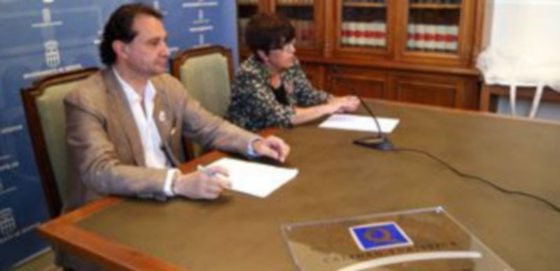 Pedro Arahuetes y Claudia de Santos han informado sobre la obtención de la Q de calidad./ EL ADELANTADO