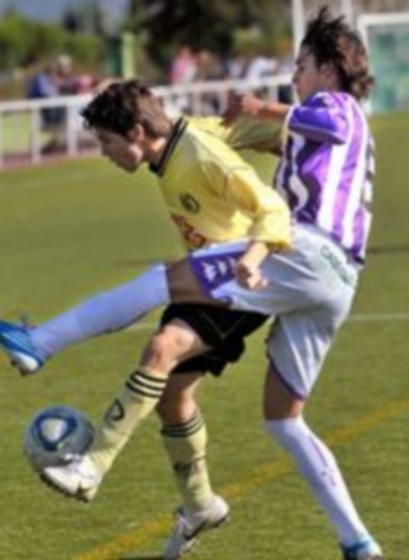 Jugada del encuentro de ayer entre el Quintanar y el Valladolid B. / Kamarero