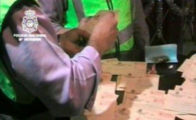 La Policía Nacional española ha desarticulado dos redes de explotación sexual gracias a las denuncias de algunas de las más de mil mujeres que eran obligadas a prostituirse./EFE