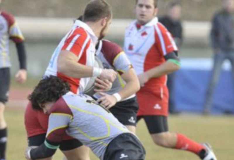 Jugada de un encuentro anterior del Azulejos Tabanera Lobos. / Juan Martín