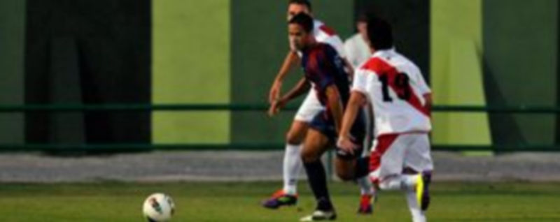 Jugada del encuentro de la Segoviana frente al Rayo Vallecano. / Juan Martín