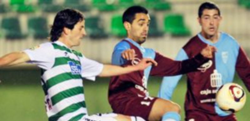 El delantero Antonio Pino