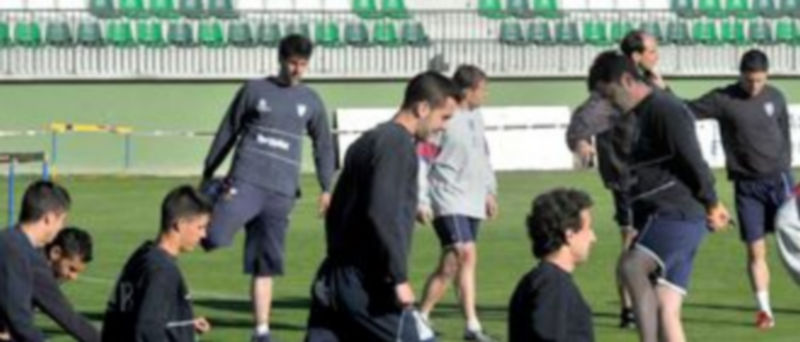 Momento del entrenamiento de la Segoviana de ayer por la tarde. / Kamarero