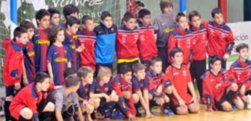 Los jugadores del Segosala y del FC Barcelona