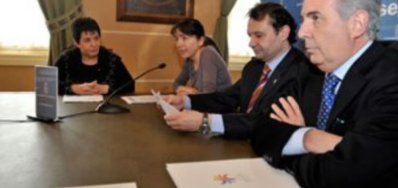 El alcalde también participó hoy en la presentación de un nuevo proyecto de Segovia 2016/KAMARERO