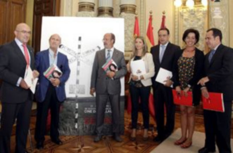 De izquierda a derecha