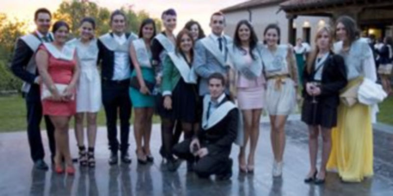 Uno de los grupos de la VII Promoción: Alejandro