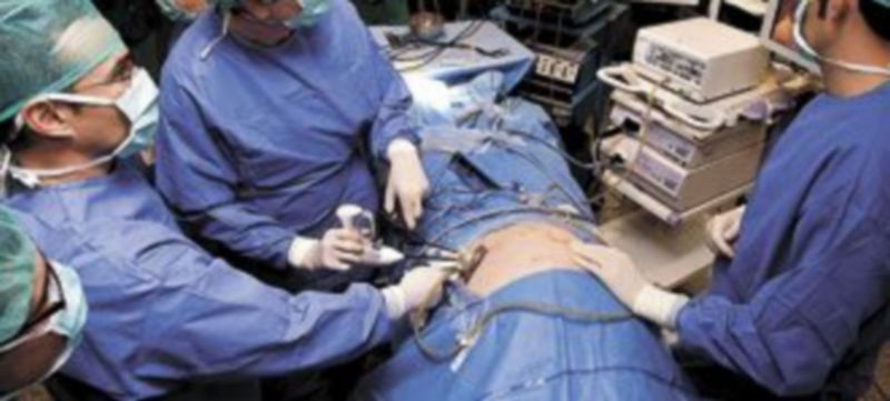 Estas intervenciones solo se aplican si existen altas opciones de aparición de un tumor y no hay otra solución. / J. J. Matías