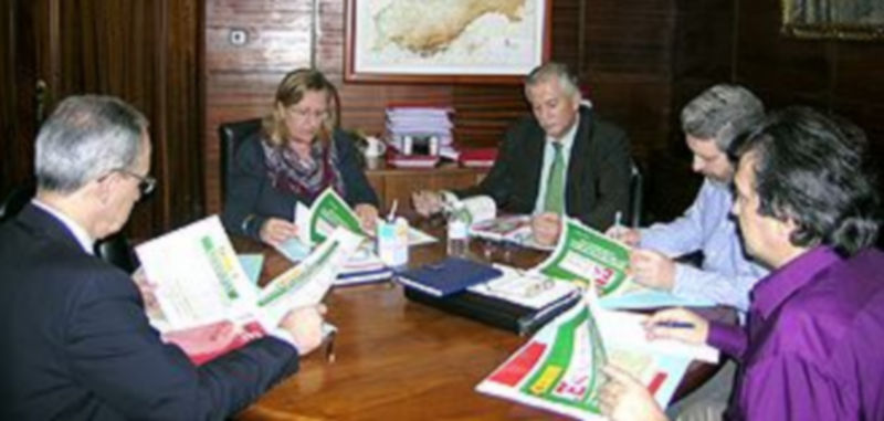 La comisión de seguimiento del FEESL esta mañana./ EL ADELANTADO