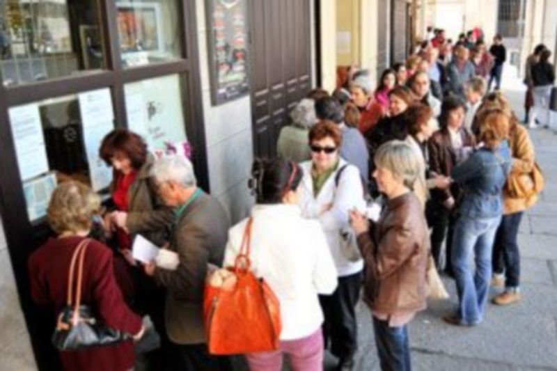 El público ha empezado a comprar las entradas esta misma mañana./ KAMARERO