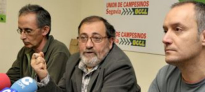 Un momento de la rueda de prensa de UCCL.