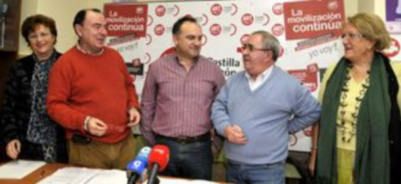 UGT y CCOO hacen frente común contra la privatización del Policlínico 1 Representantes sindicales y de organizaciones de consumidores./BENAVENTE