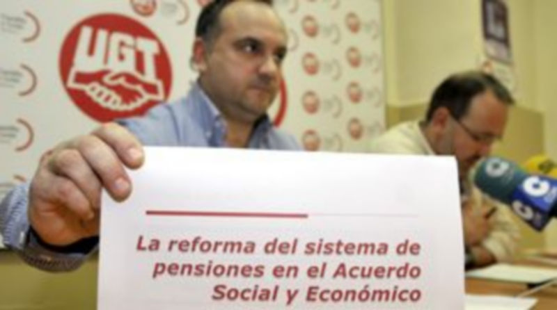 Un momento de la comparecencia de Salazar Calvo y Juan Jesús Iglesias. / A. BENAVENTE