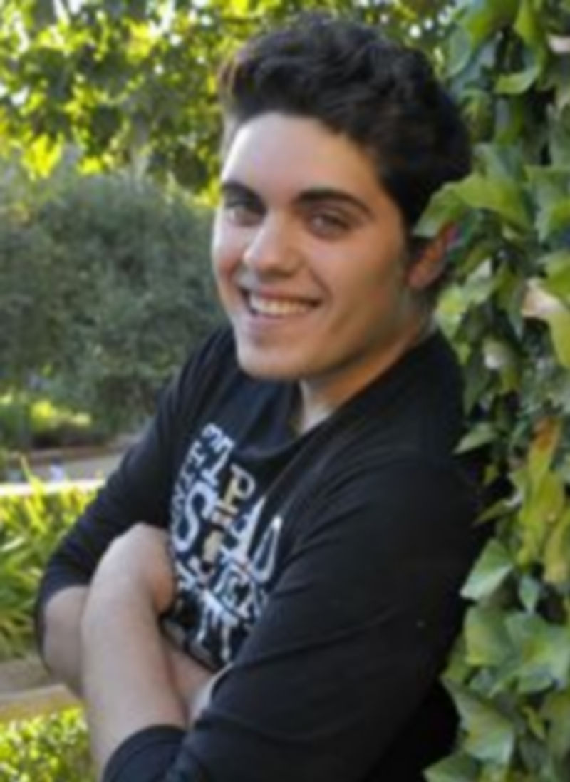 Héctor Martín fue uno de los elegidos para participar en el video promocional del cantante. / Alberto Benavente