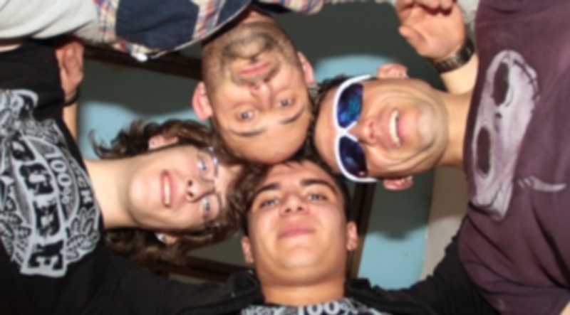 Los cuatro componentes del grupo segoviano Adobe. / Arturo Simón Prados