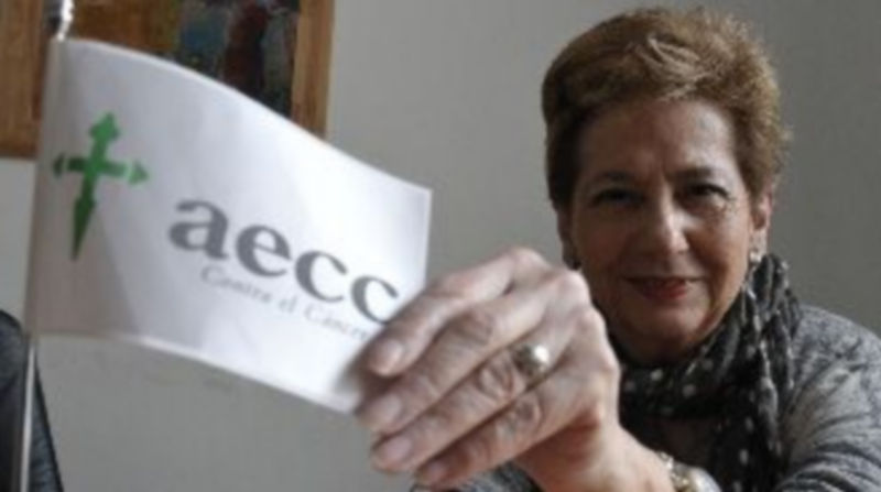 La presidenta provincial de la Asociación contra el Cáncer