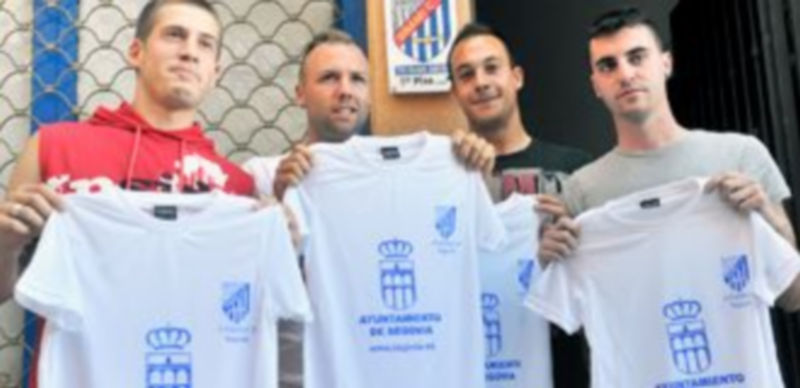 De izquierda a derecha