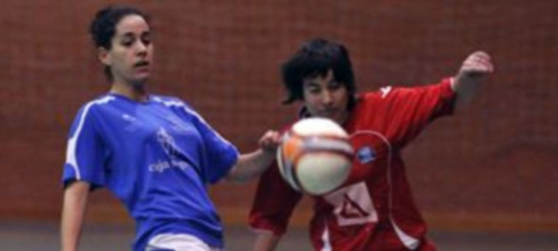 Jugada del encuentro de la primera vuelta entre el Unami y el Majadahonda