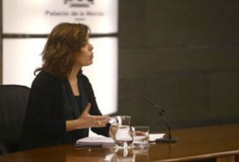 Soraya Sáenz de Santamaría en la rueda de prensa posterior al Consejo de Ministros./ EUROPAPRESS