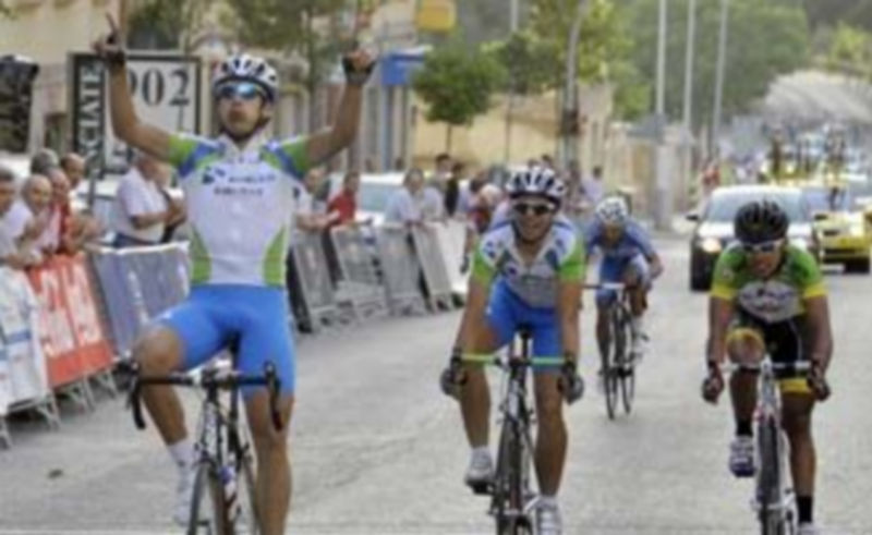 El ciclista del Bidelan Kirolgi