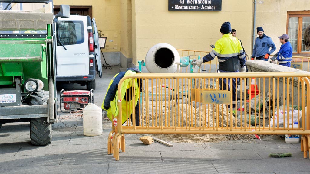 Mirador de la Canaleja en obras