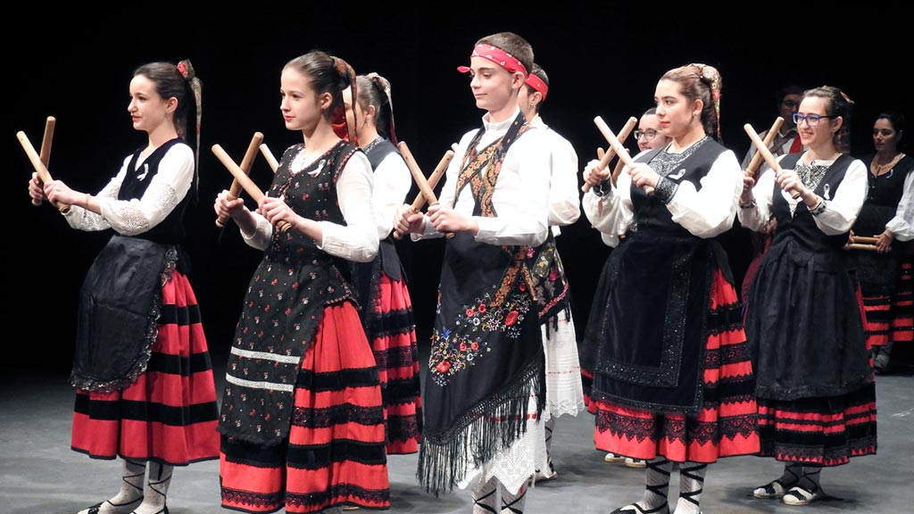 Grupo de danzas de Arcones