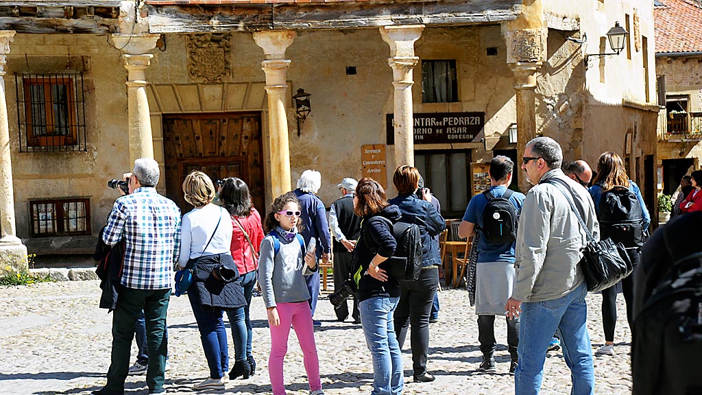 Pedraza-Turistas-Turismo-Rural_KAM6982