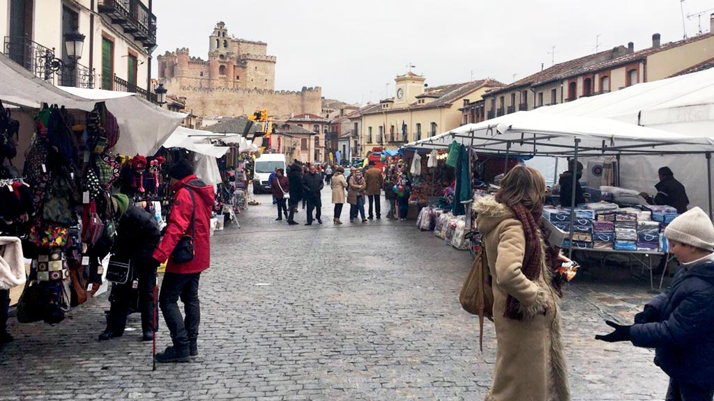 Plaza de Turégano en la mañana de ayer.