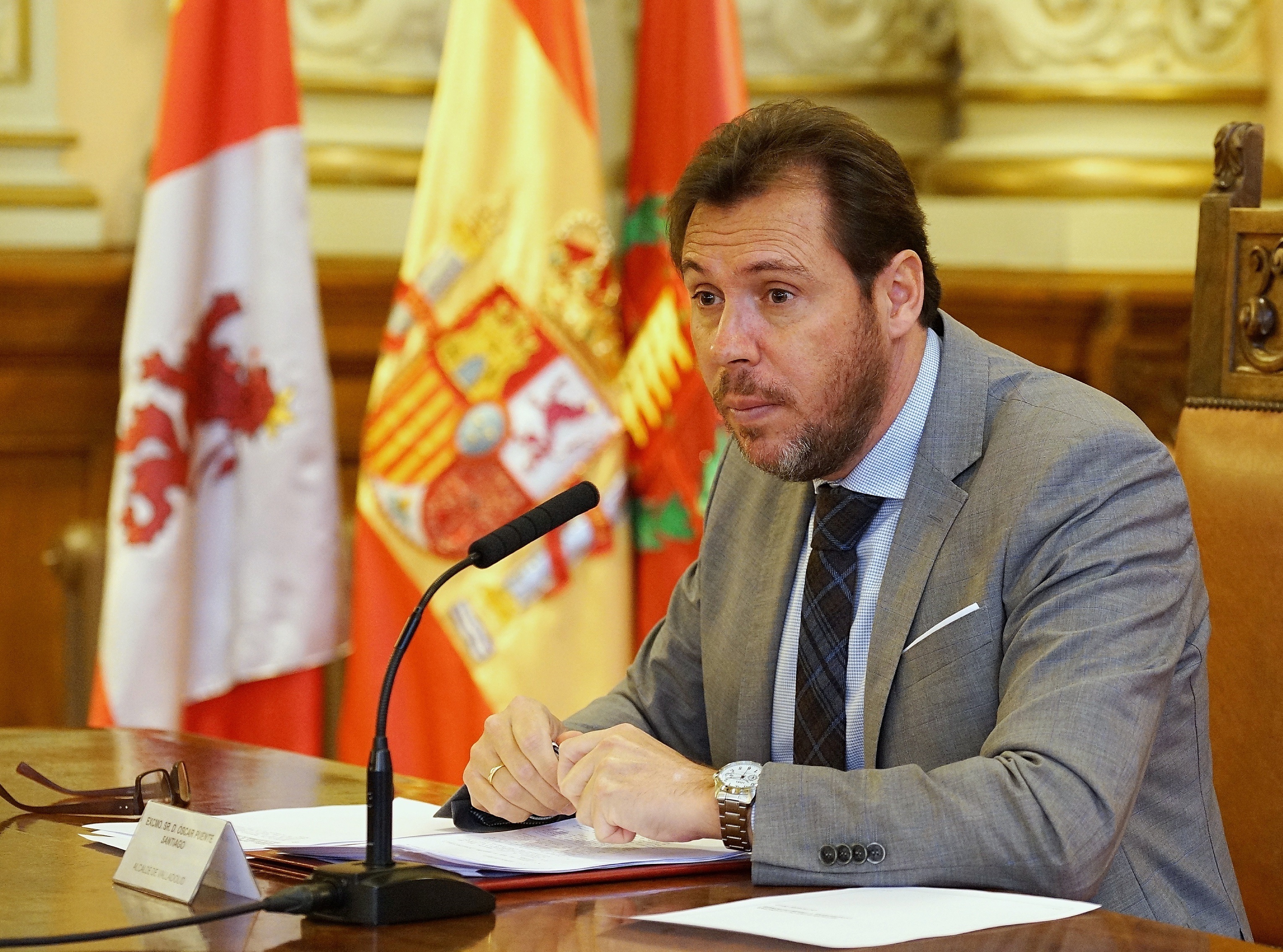 El alcalde de Valladolid, Óscar Puente, durante una rueda de prensa. / e.p.