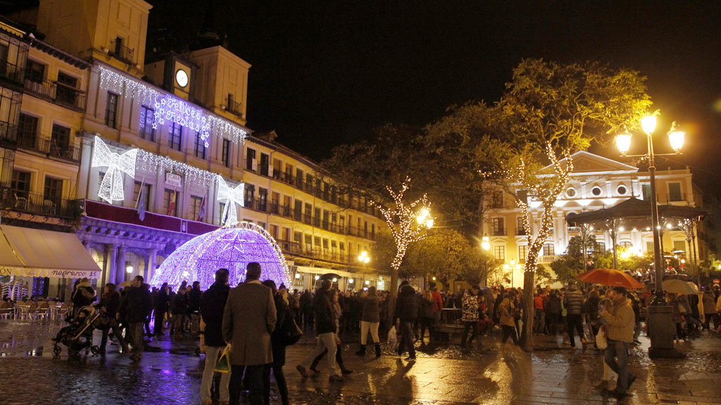 Plaza Mayor con iluminacion navideña